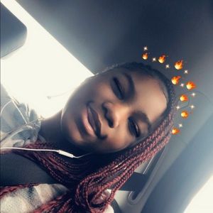 Meet your Posher, Azeemah